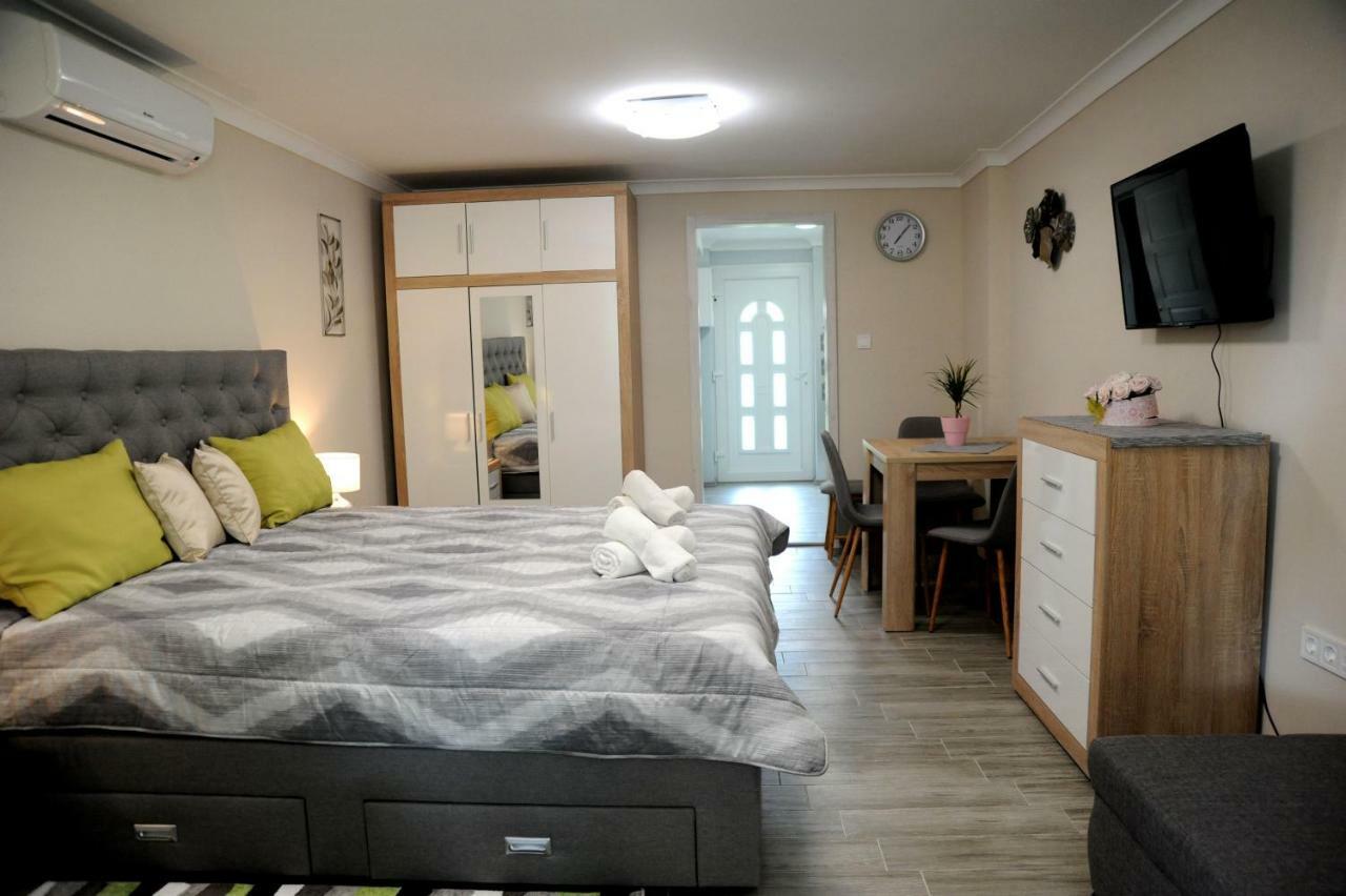 Judit Apartman Dombovar-Gunaras Dış mekan fotoğraf
